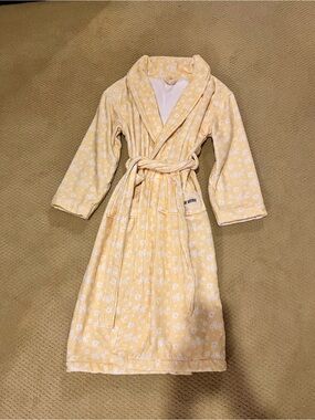 Djerf Avenue Robe - Lemon Cake